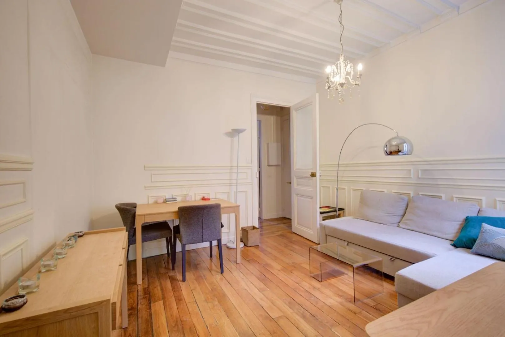 Le Petit Pantheon: Cosy 2-Room Apart Center Paris Apartment