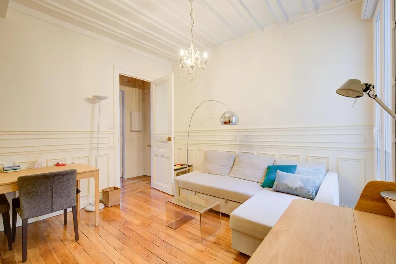Le Petit Pantheon: Cosy 2-Room Apart Center Paris 0*,  France